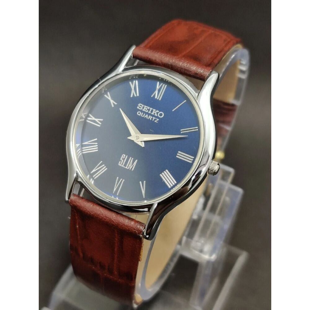 Vintage Style Seiko Quartz Mens Silver Watch & Blue accents W/Leather Strap